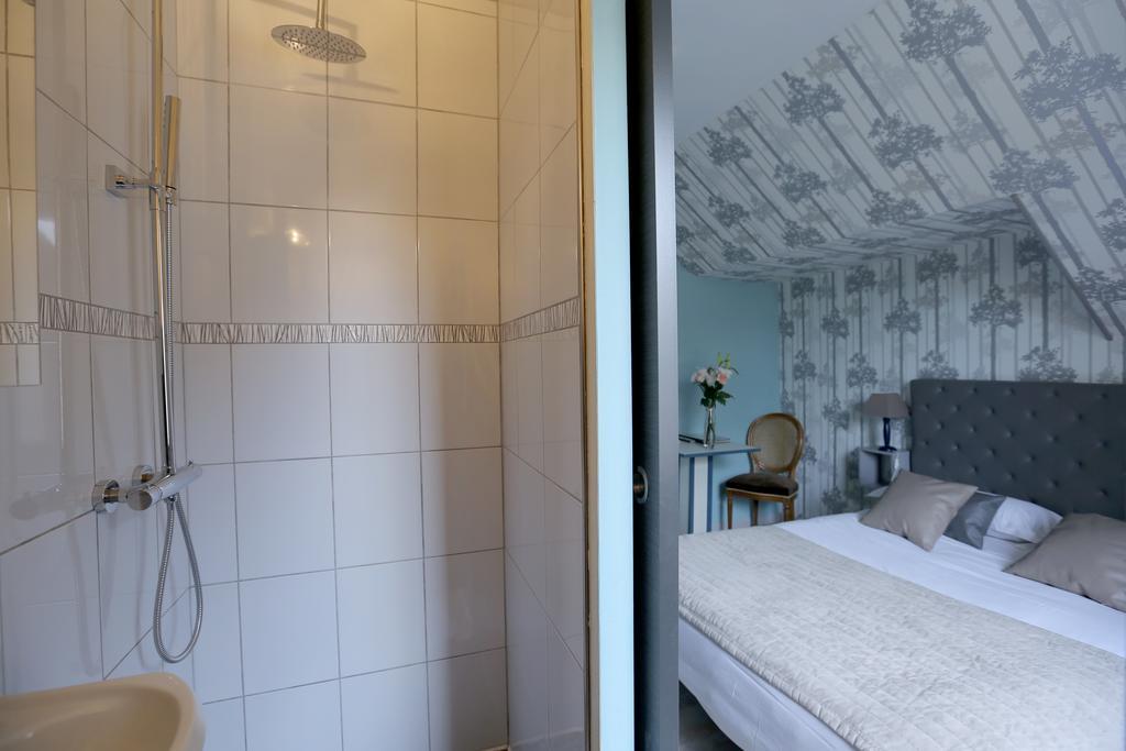 Auberge La Pomme De Pin Hotel Senonches Værelse billede