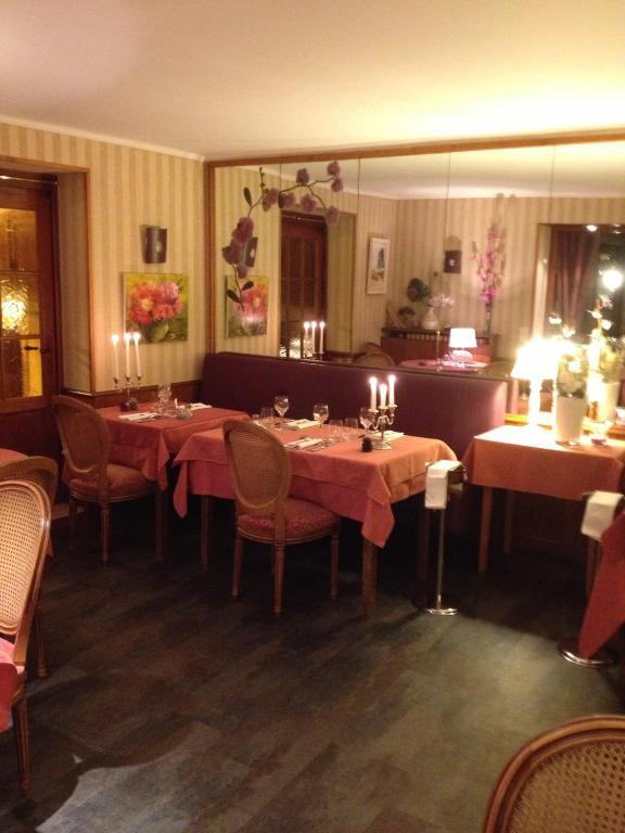 Auberge La Pomme De Pin Hotel Senonches Eksteriør billede