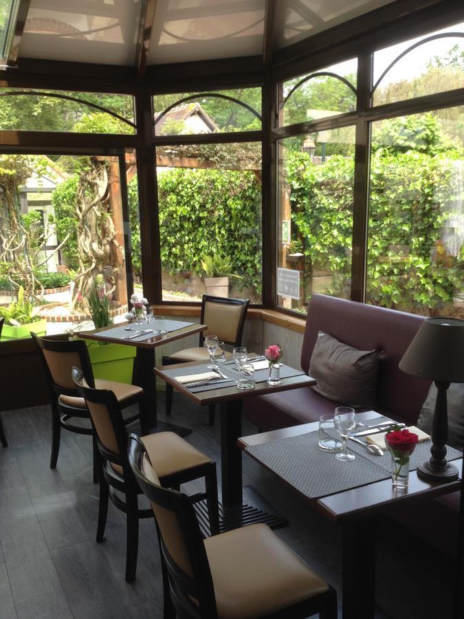 Auberge La Pomme De Pin Hotel Senonches Eksteriør billede